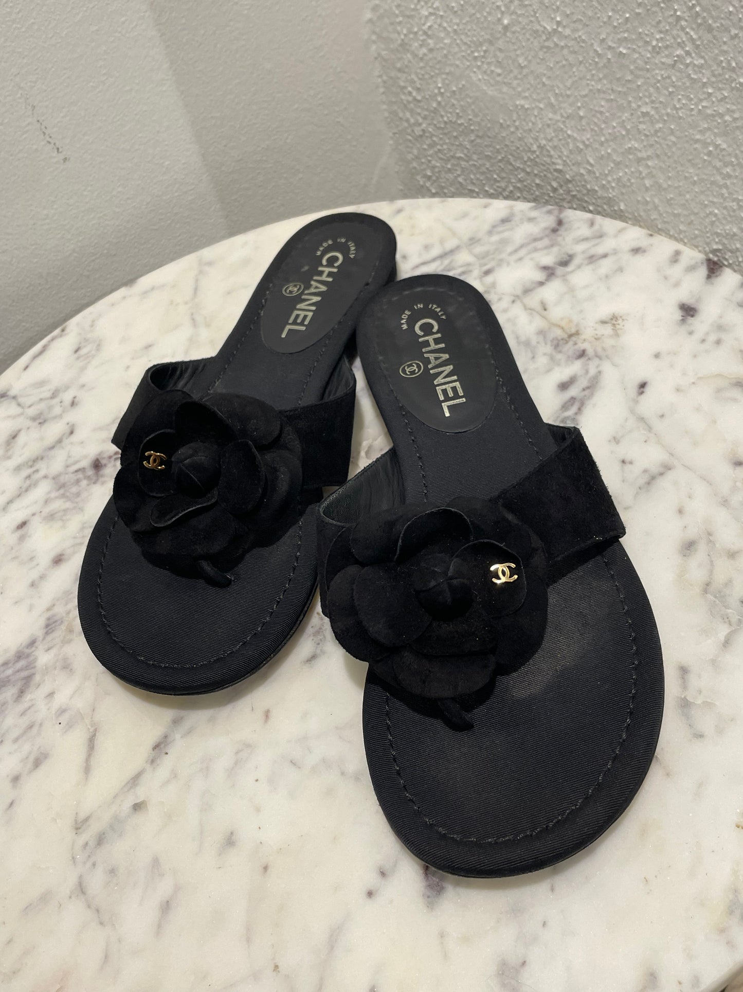 Chanel Camellia Suede and Satin Thong Sandals - 39,5