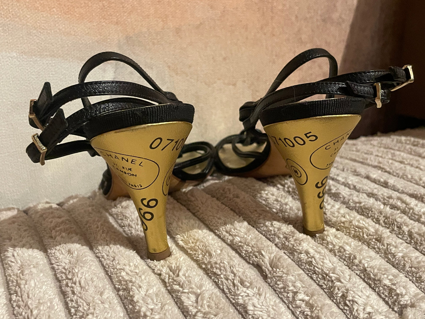 Chanel - high-heel slingback - sort & guldhæl m. logo