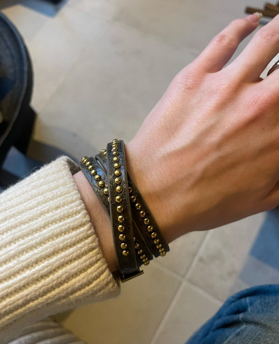 Armbånd - guld & beige / taupe - Sofie Schnoor