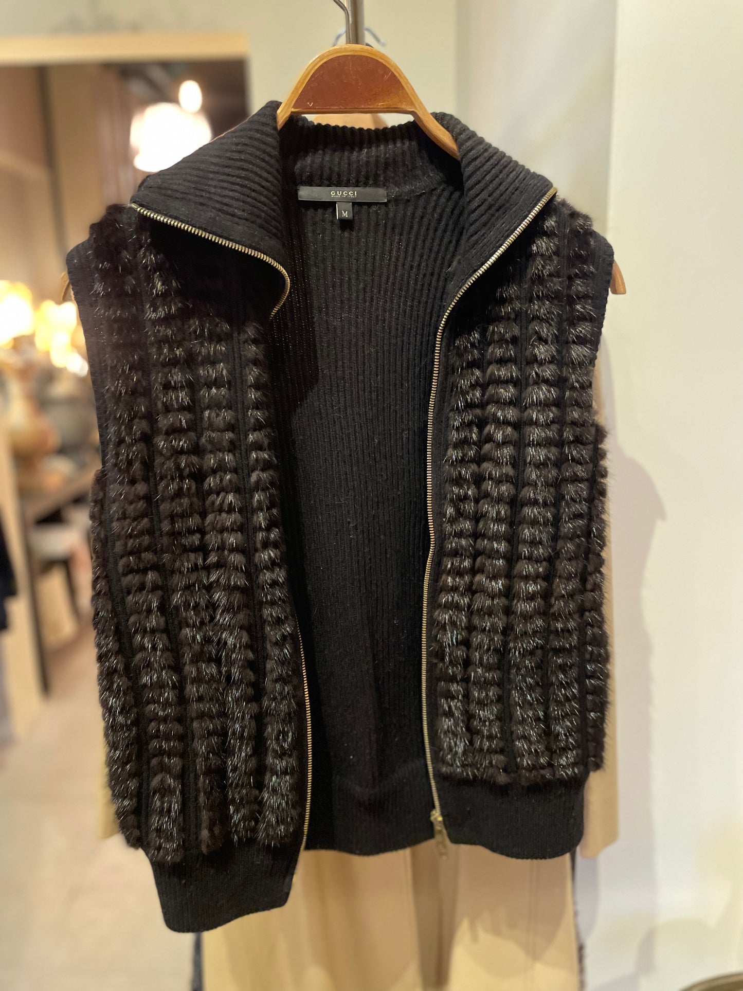 Gucci Vest - strikket kamel-uld & klippet mink - str. M