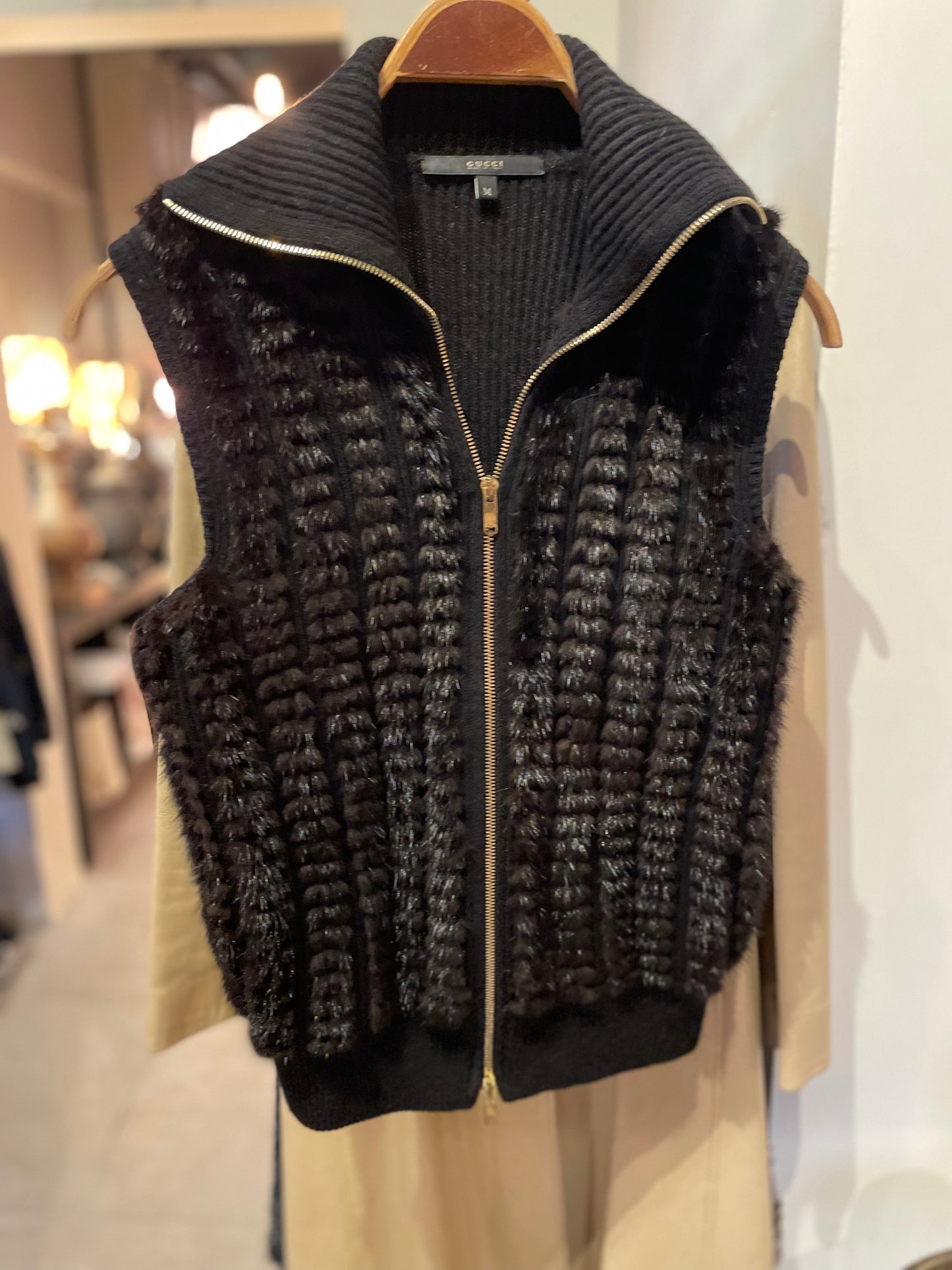 Gucci Vest - strikket kamel-uld & klippet mink - str. M