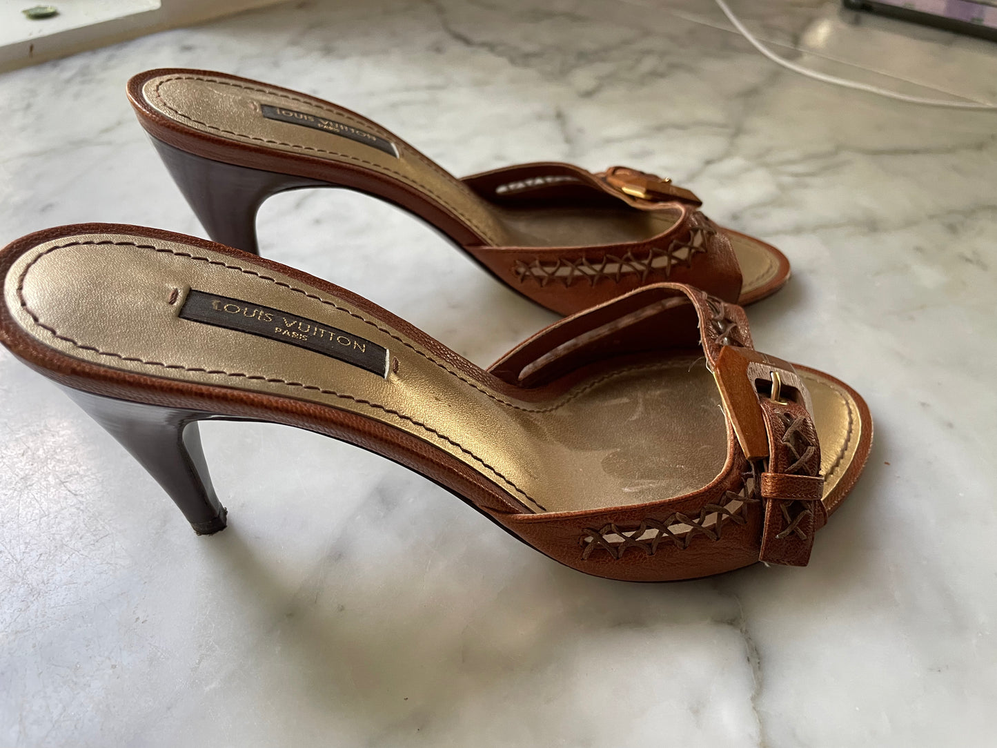 Louis Vuitton - Sandal - brun & guld