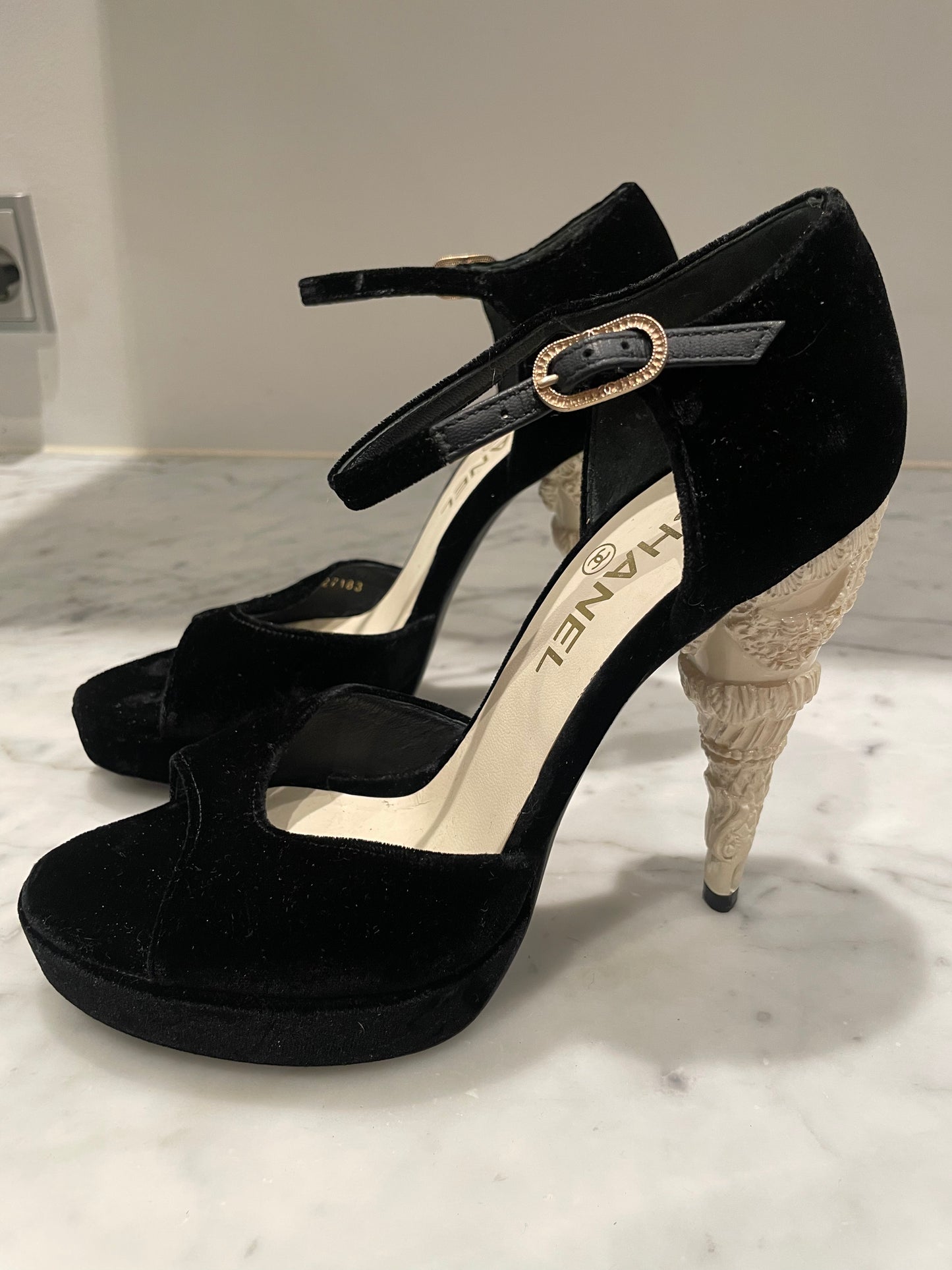 One-of-a-kind Chanel - Faux elfenben hæl - Plateau stilet - Open toe