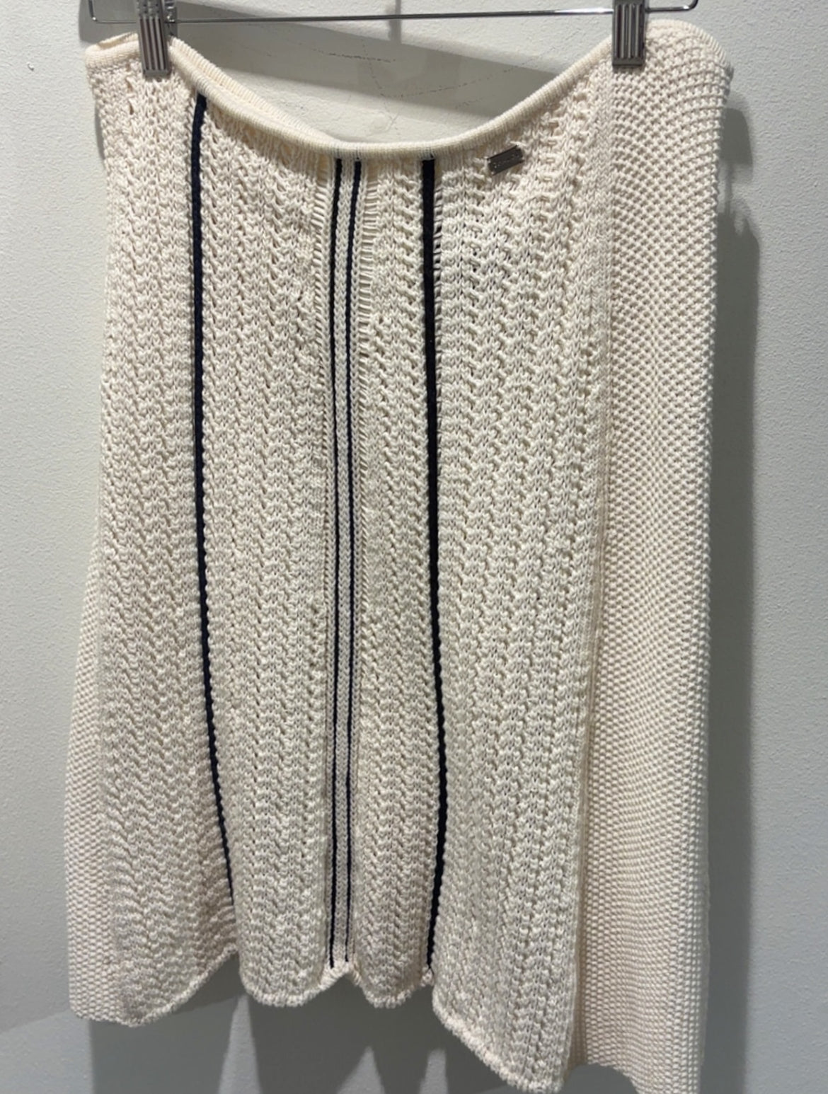 Chanel Skirt – Knitted Cotton in White & Navy - EU 38