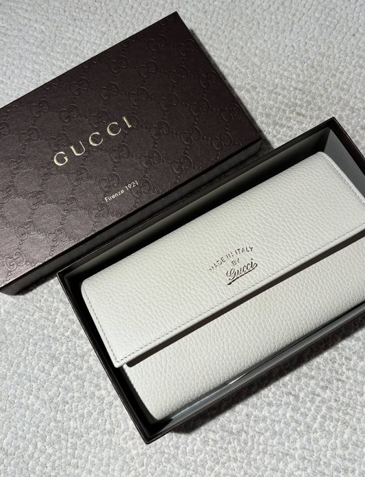 Gucci Flap Wallet – white leather