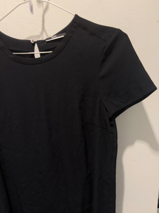 Boss - black top - short sleeves - still w. tags - EU34 - Medinas Wardrobe