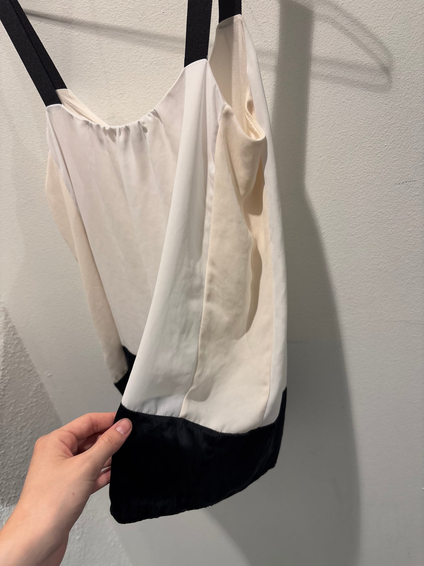 Malene Birger - Top - ecru w. black silk straps - 36 - Medina’s Wardrobe