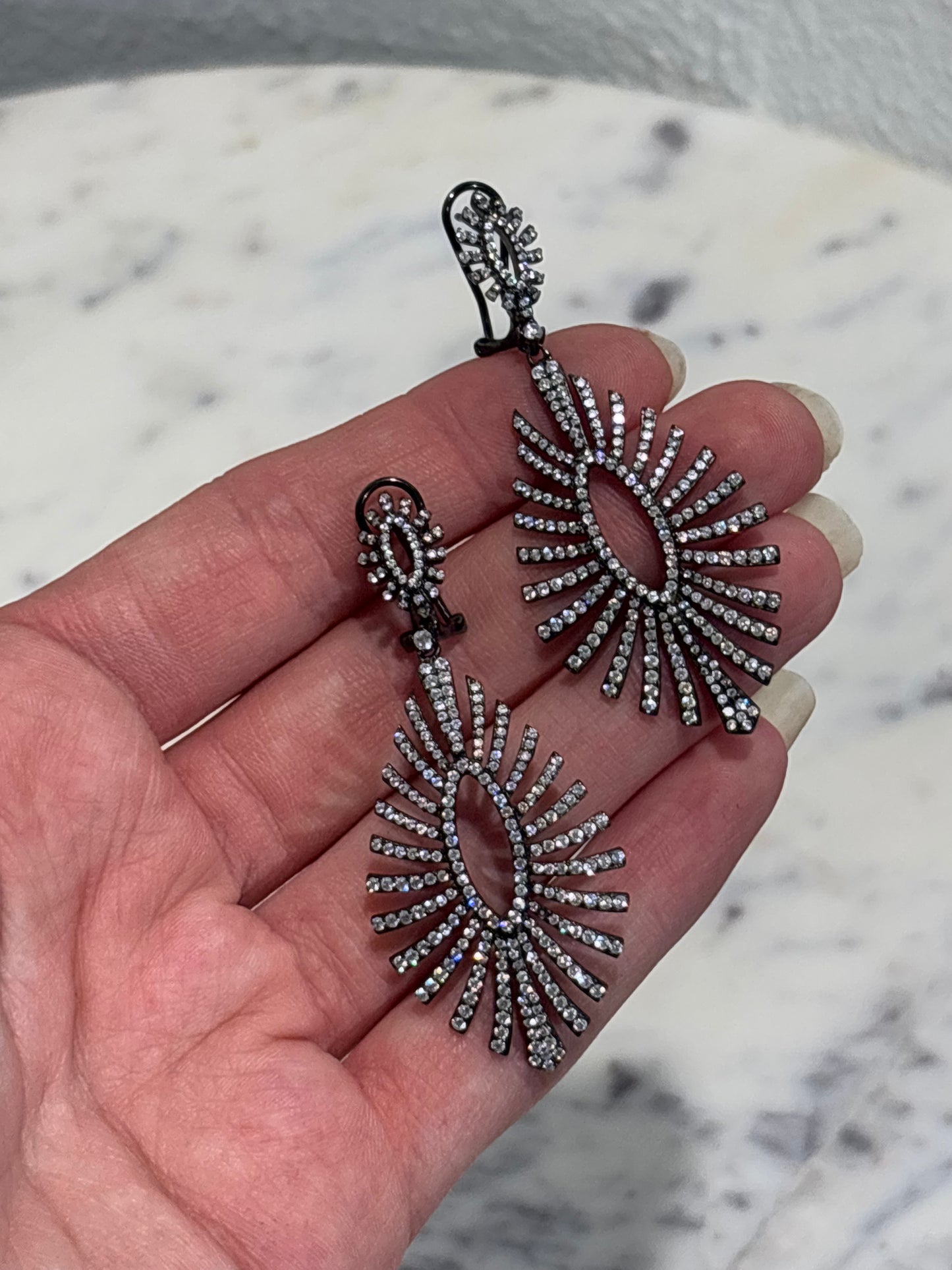 Earrings - Oblong Sun rays w. stones - Medinas Wardrobe