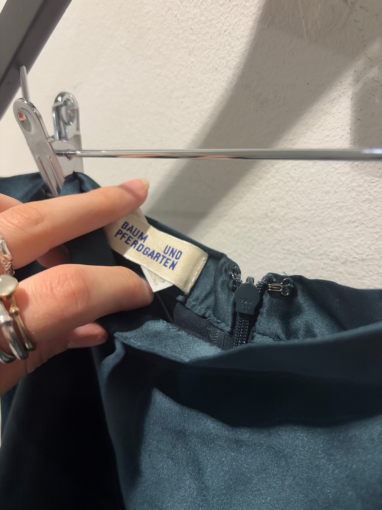 Baum & Pferdgarten - Silk-satin skirt - deep green - S - Medinas Wardrobe