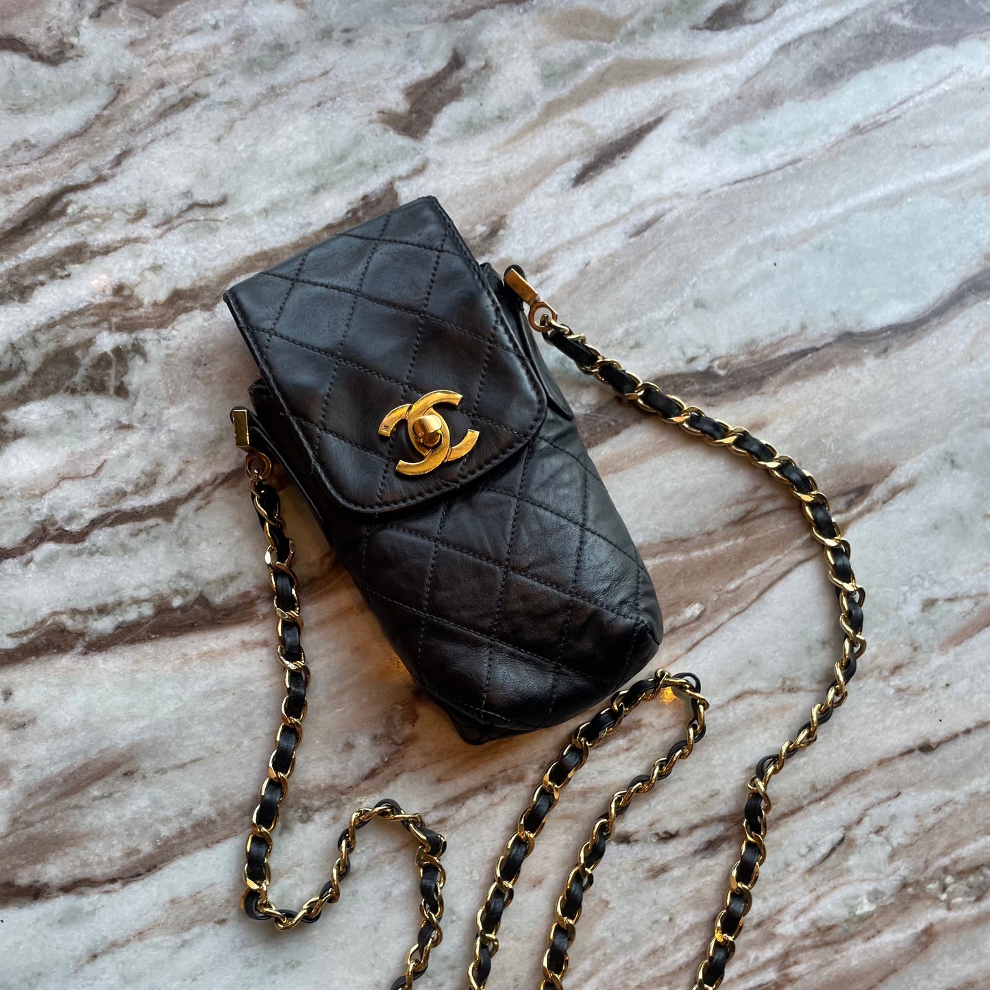Chanel - cross over mini - sort
