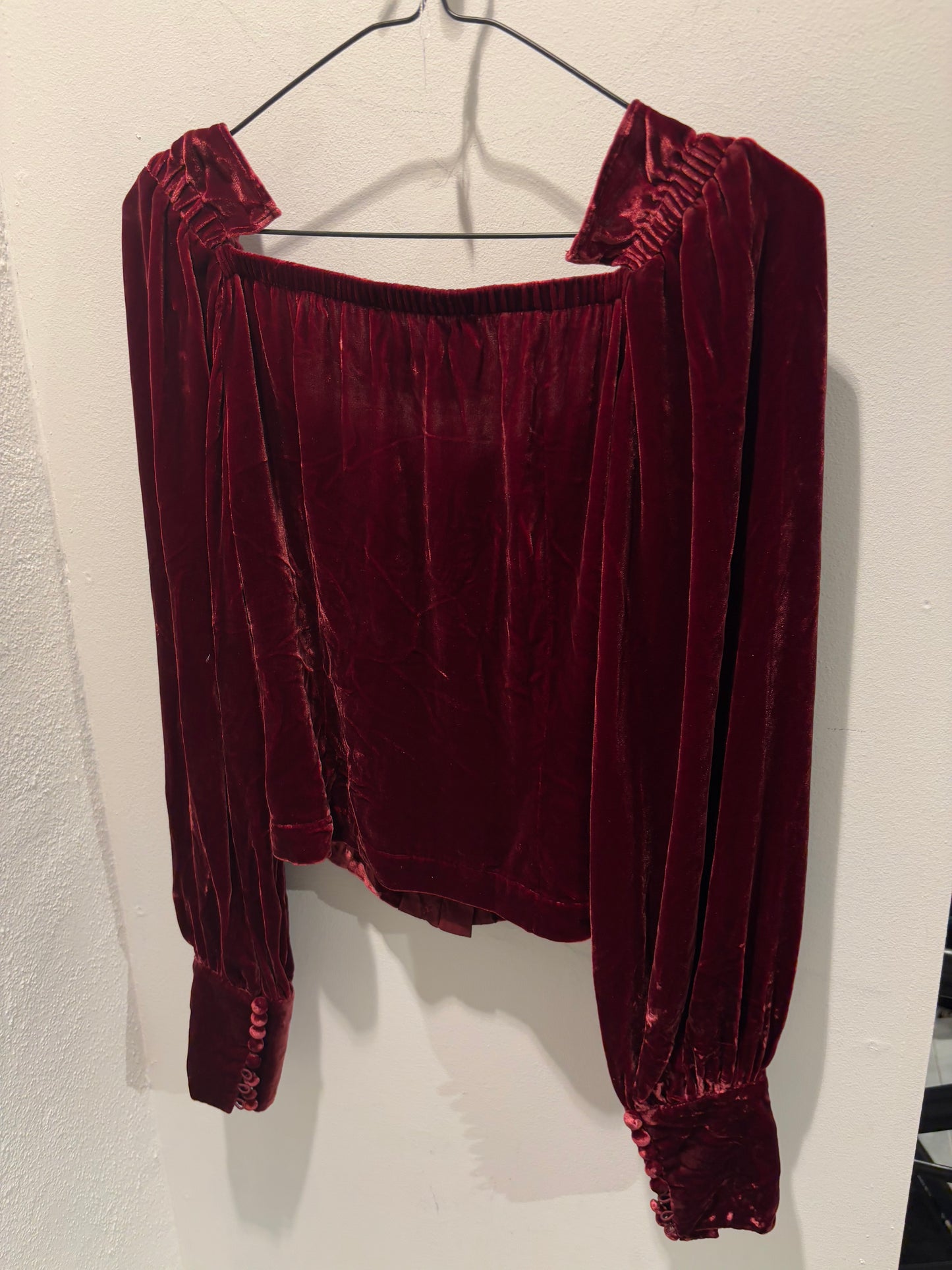 Designers Remix - top - burgundy velvet - EU36 - Medinas Wardrobe