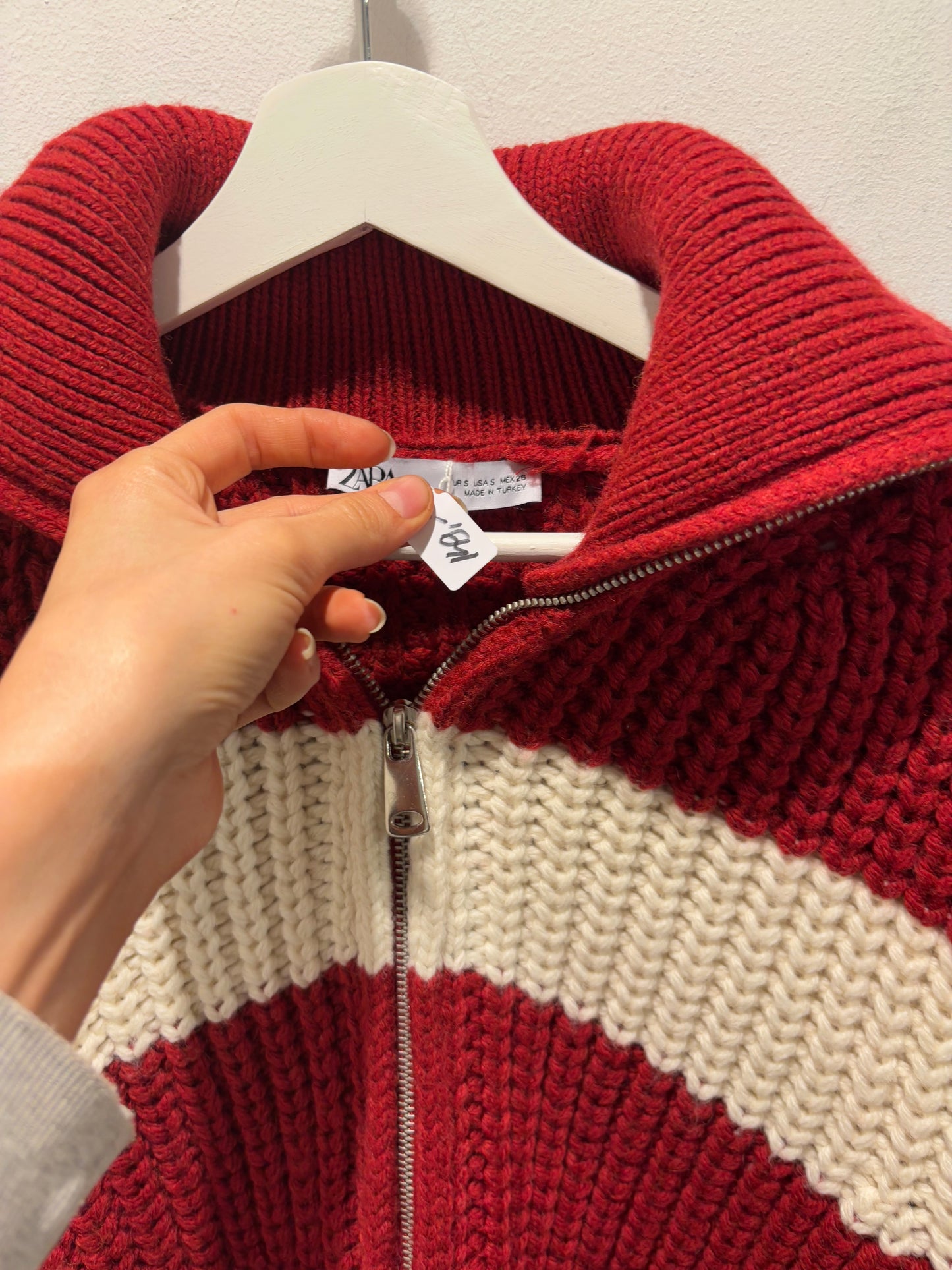 Zara - Knit -Cardigan - ecru & burgundy - Medina’s Wardrobe - S