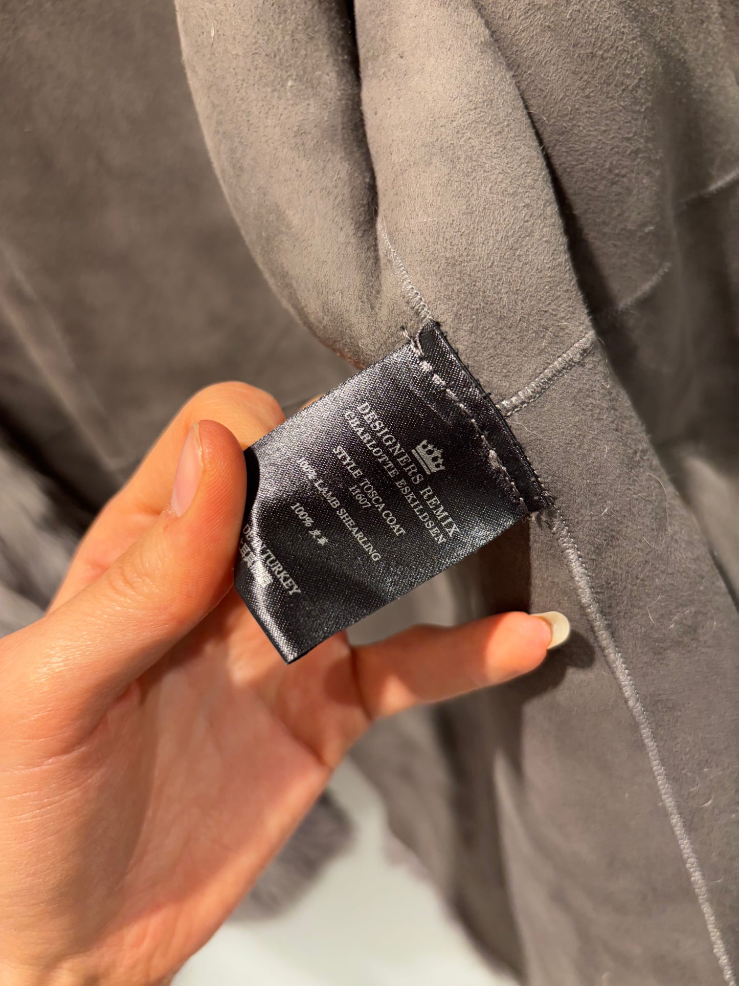 Designers Remix - Fur - Grey - Medinas Wardrobe