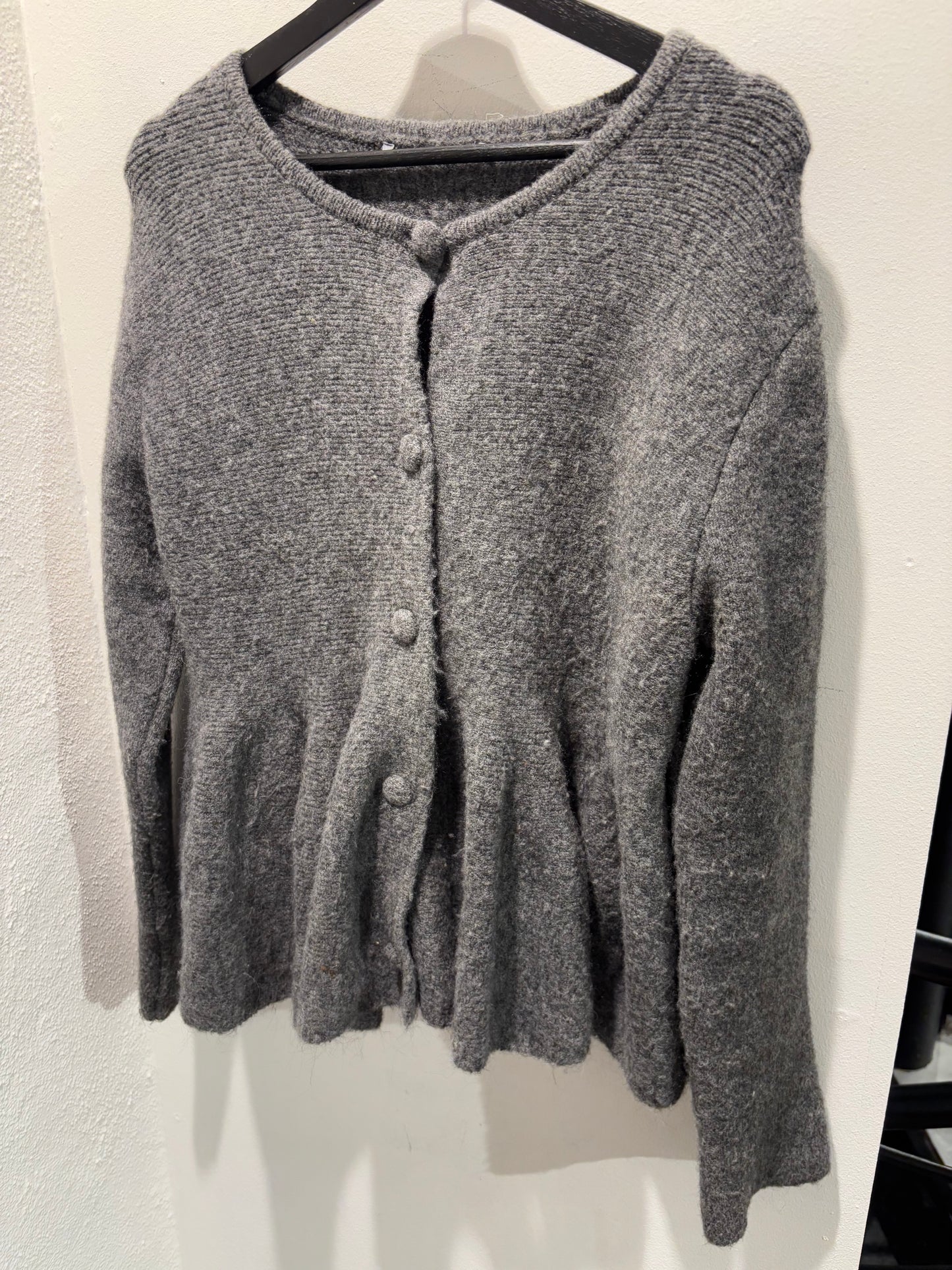 Knit - Cardigan - grey - Medina’s Wardrobe