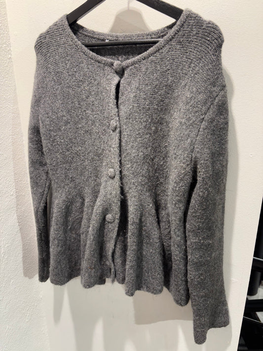 Knit - Cardigan - grey - Medina’s Wardrobe