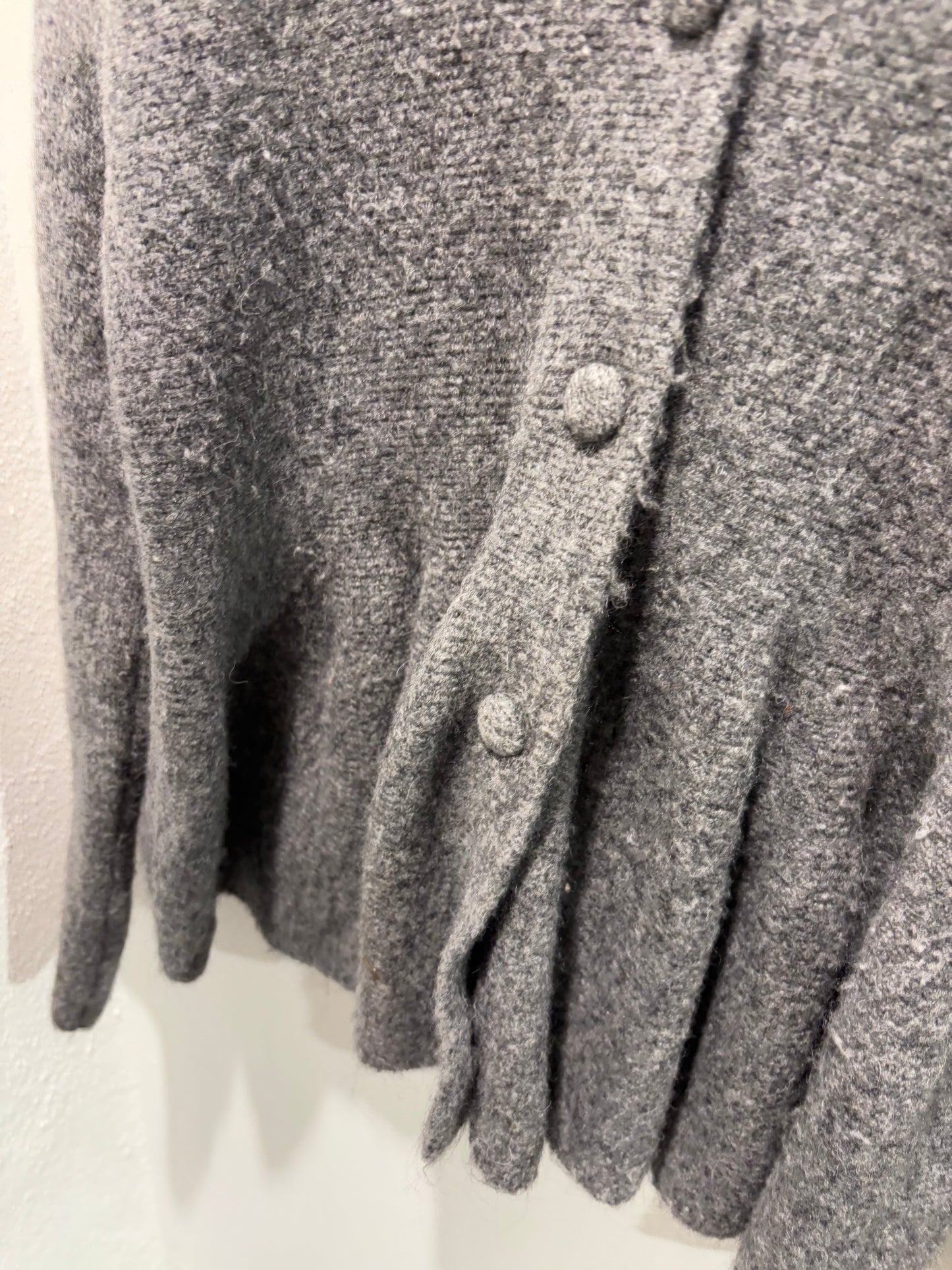 Knit - Cardigan - grey - Medina’s Wardrobe