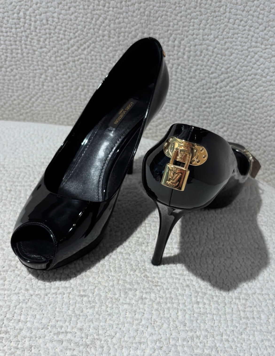 Louis Vuitton Heels – Open-toe Patent Leather - EU 39