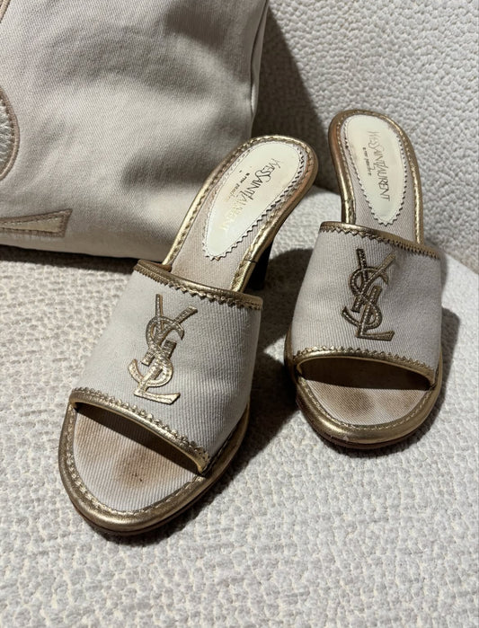 Yves Saint Laurent  - Logo sandals w. heels. - 38,5
