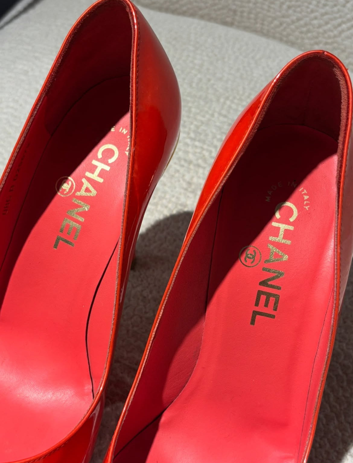 Chanel Heels – Gold CC Heel Detail - EU 38