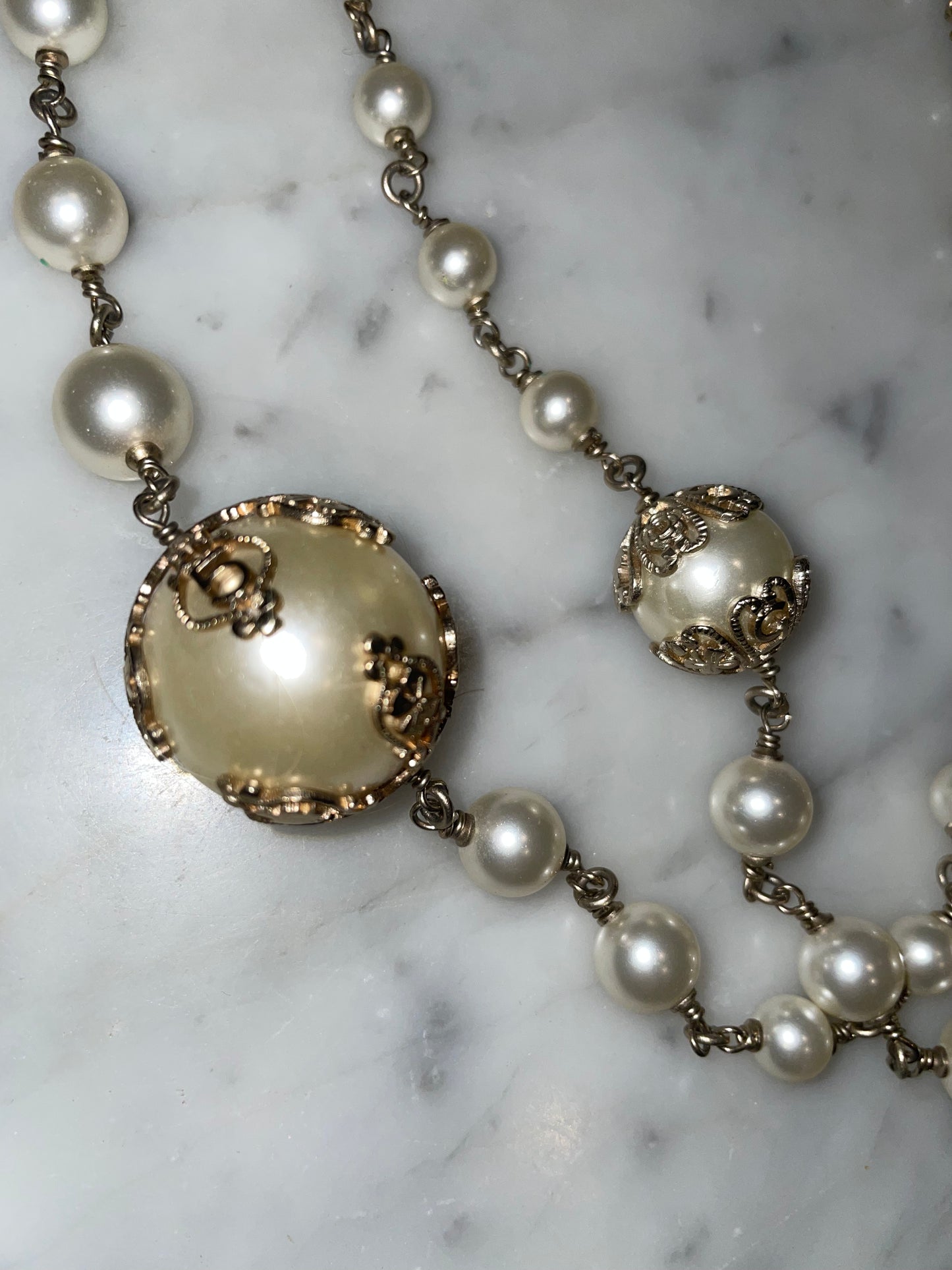 Chanel - Halskæde - Mother of Pearls