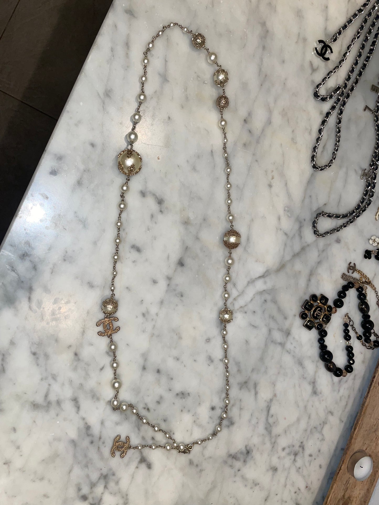 Chanel - Halskæde - Mother of Pearls