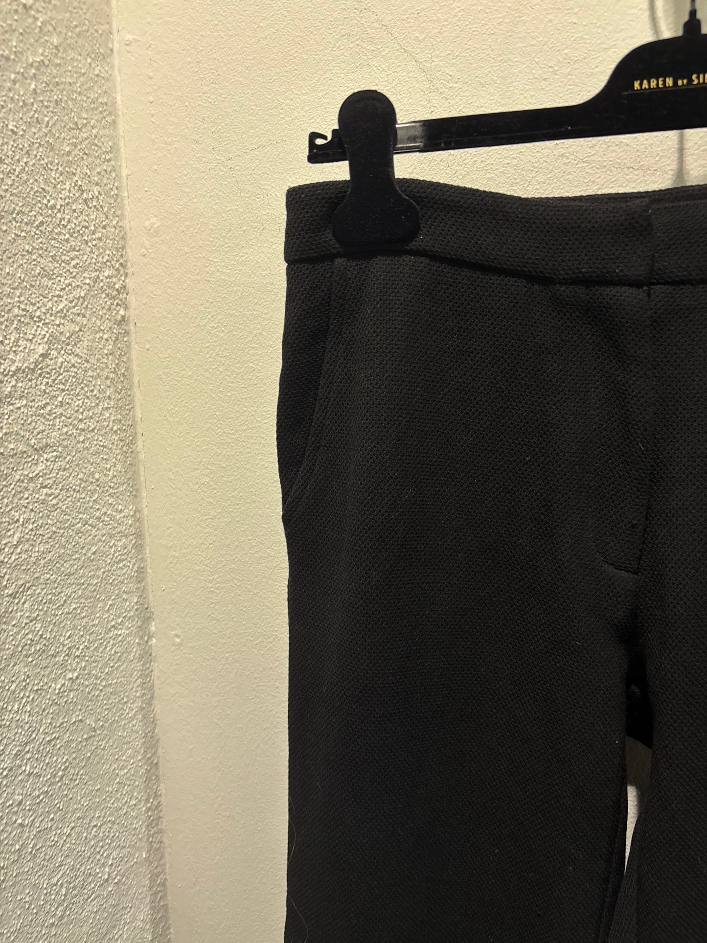 Designers Remix - Tweed Pants - Black w. ruffles - Medinas Wardrobe