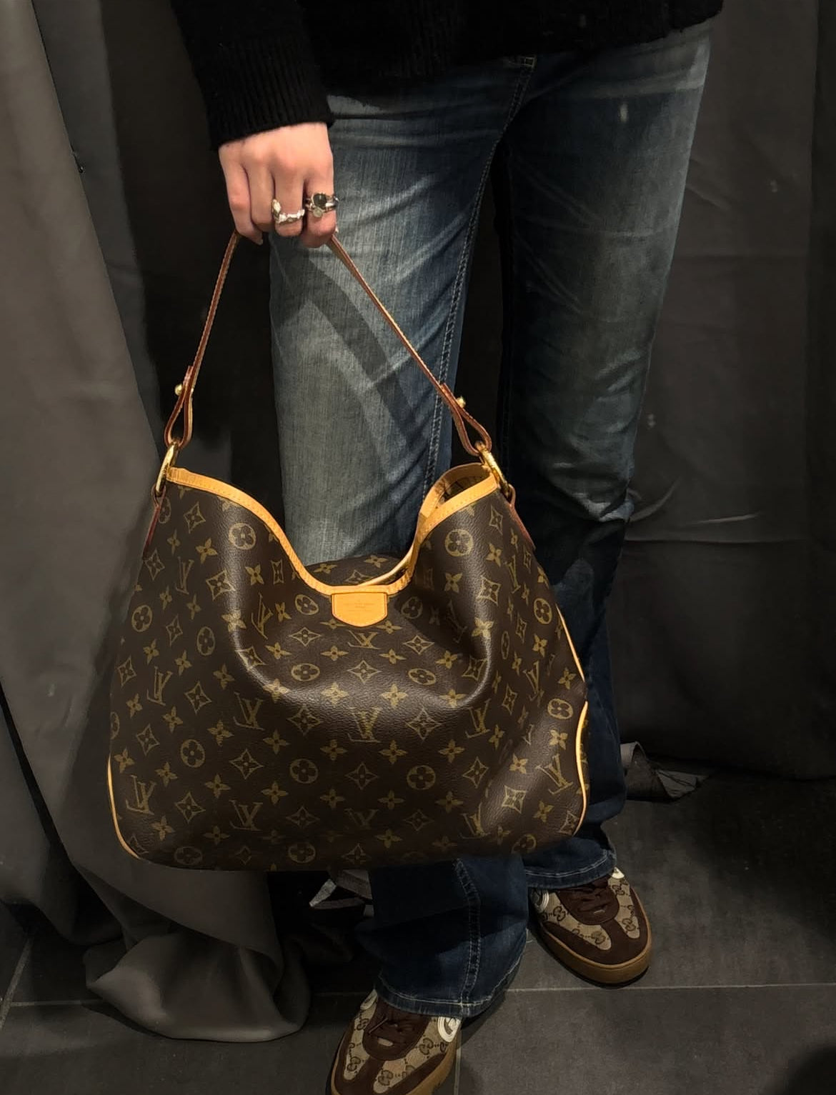Louis Vuitton - Monogram Leather