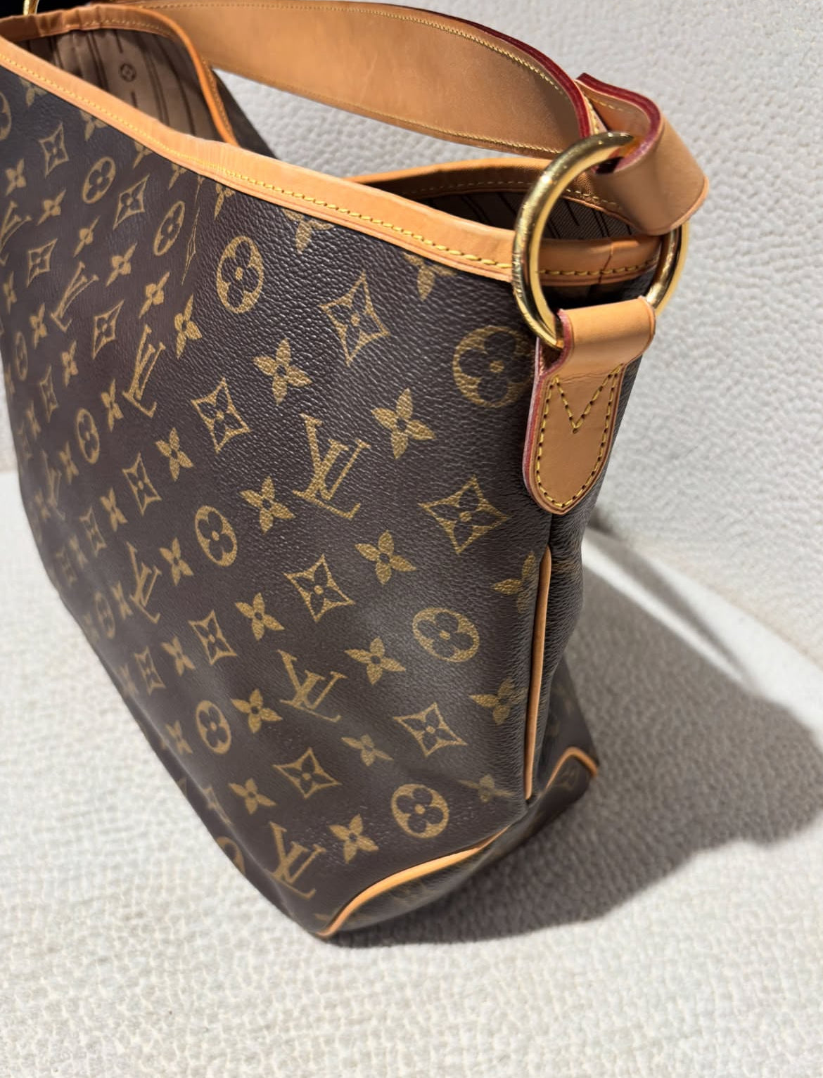 Louis Vuitton - Monogram Leather