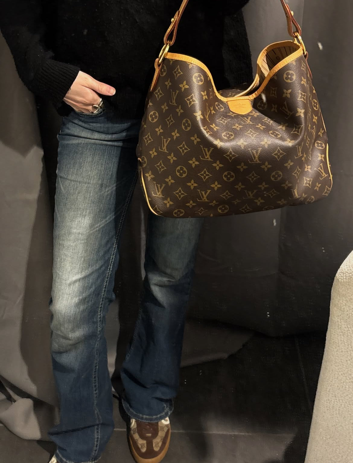 Louis Vuitton - Monogram Leather
