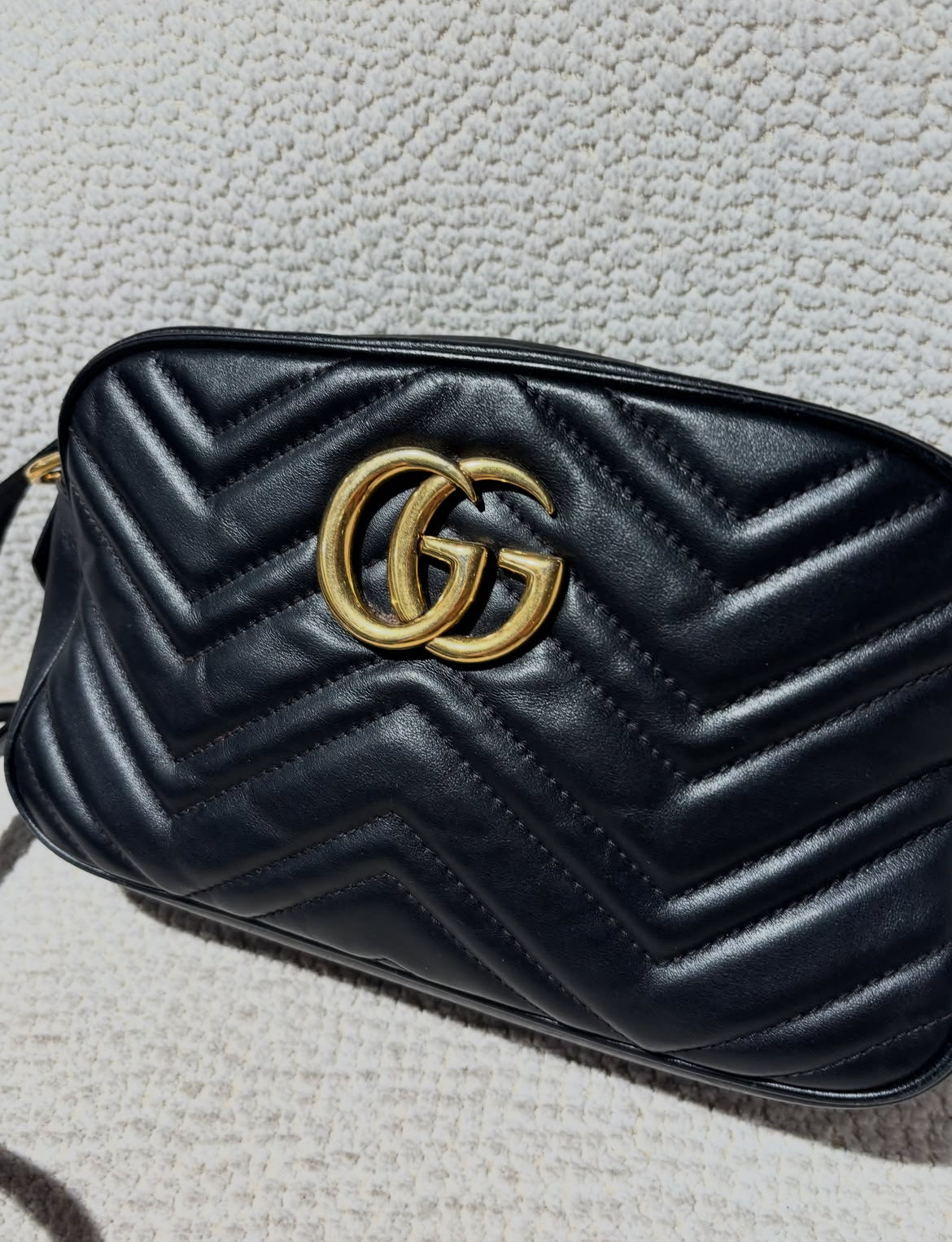 Gucci  Bag - Black Leather & Silver Hardware