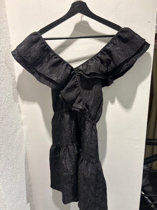 Designers Remix - Black dress w.cutouts - Medinas Wardrobe