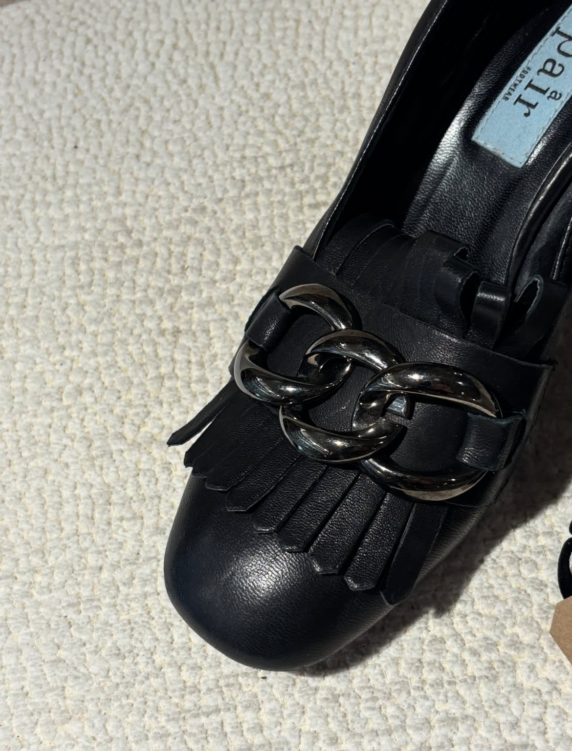 A Pair – Leather shoes - 40