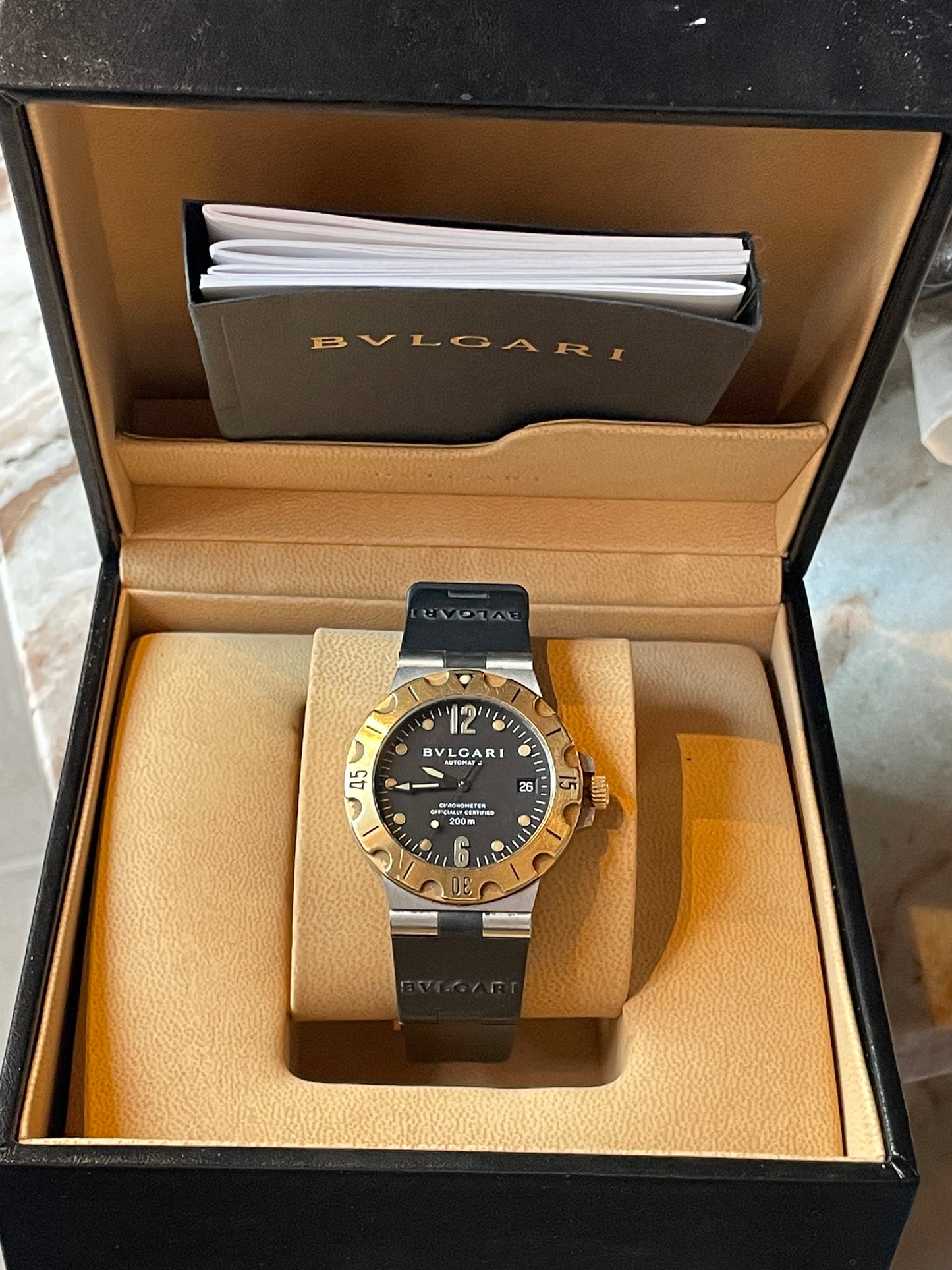 BVLGARI Diagona ScubaGMT - 18 K Guld