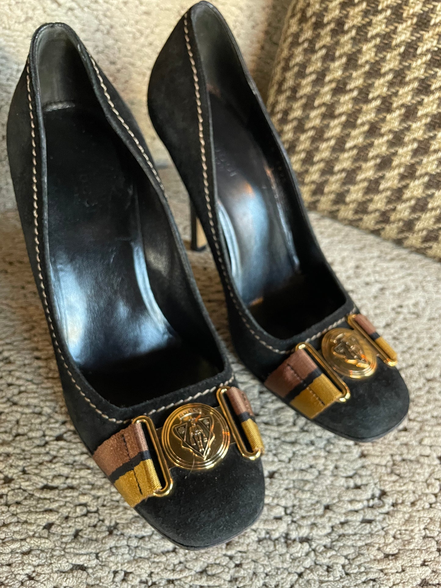 Gucci - Sorte GG-logo pumps - Str. 38,5 C