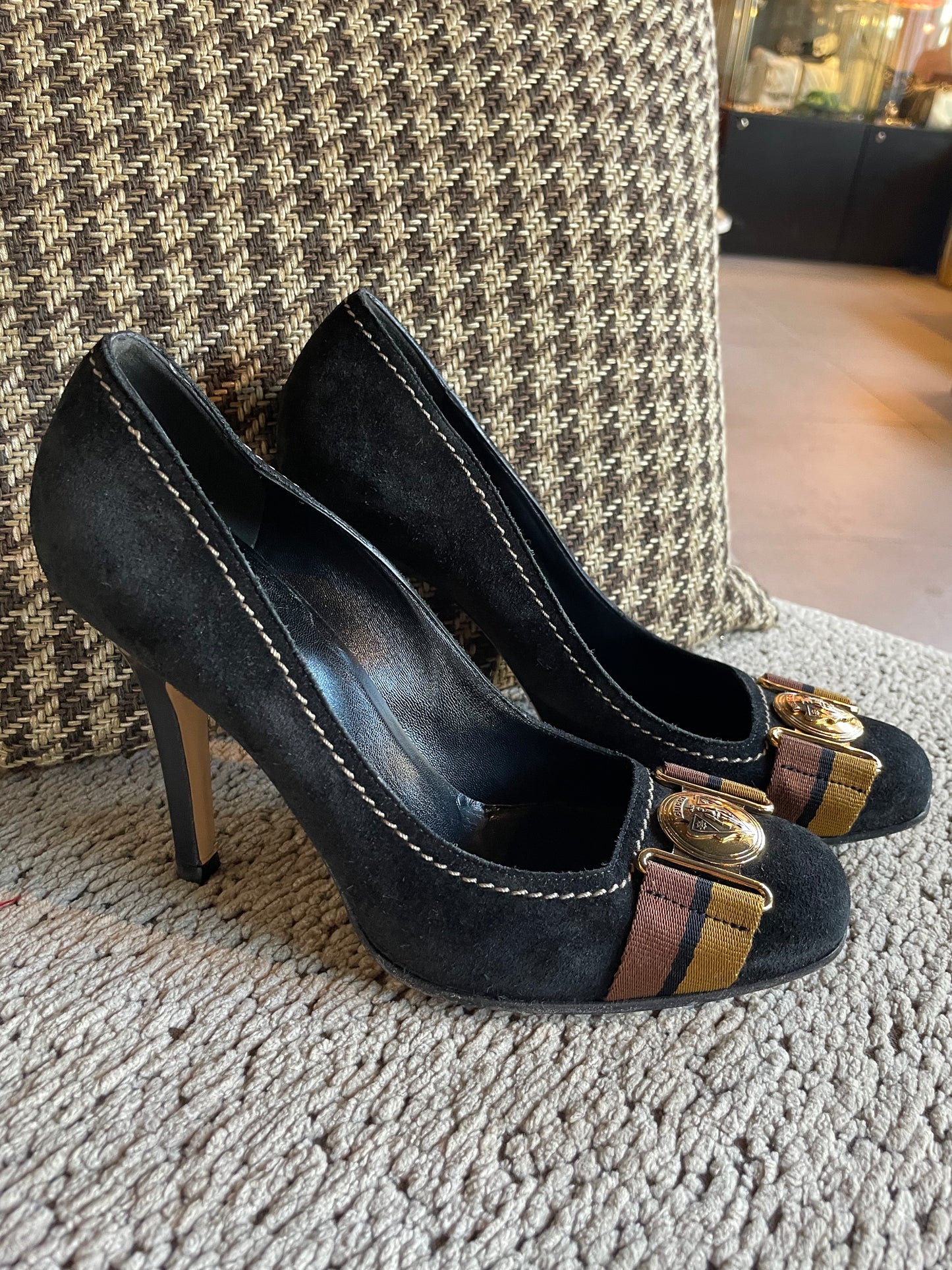 Gucci - Sorte GG-logo pumps - Str. 38,5 C