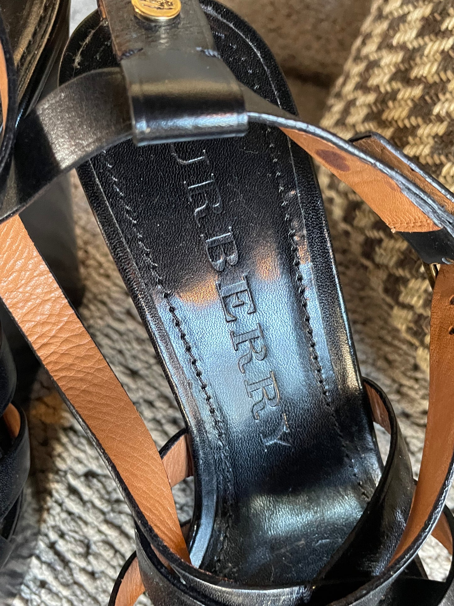 Burberry - Plateau sandals - str. 38