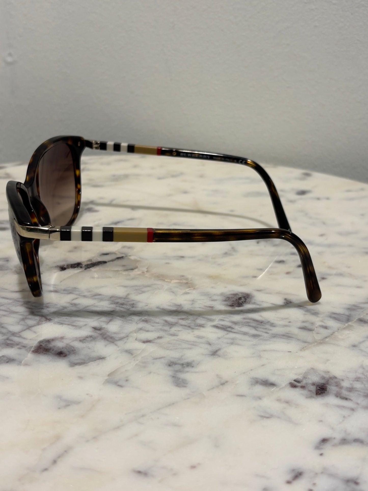 Burberry – BE4216 Havana Cat-Eye Sunglasses