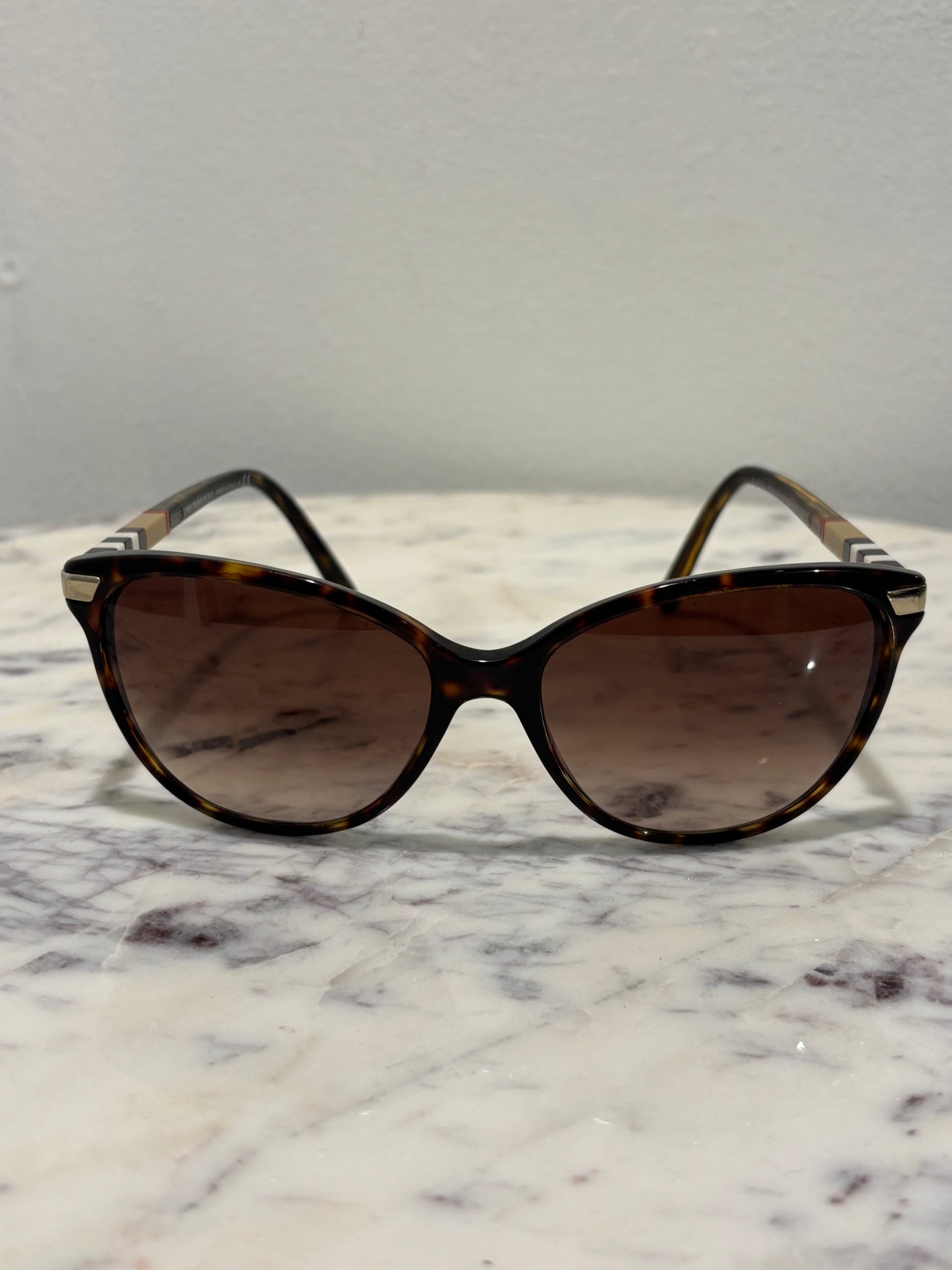 Burberry – BE4216 Havana Cat-Eye Sunglasses