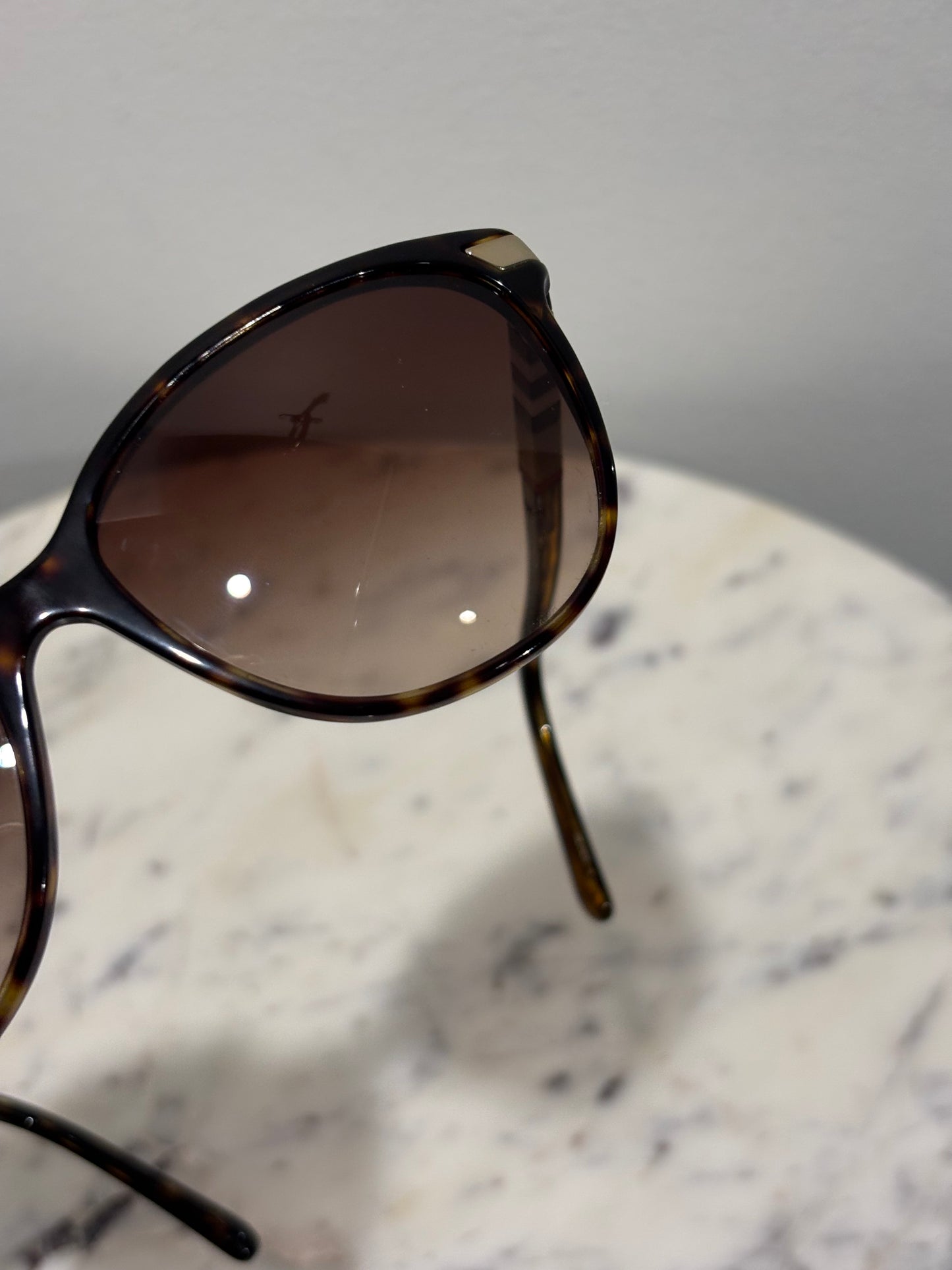 Burberry – BE4216 Havana Cat-Eye Sunglasses