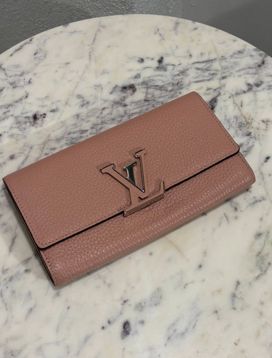Louis Vuitton - Wallet