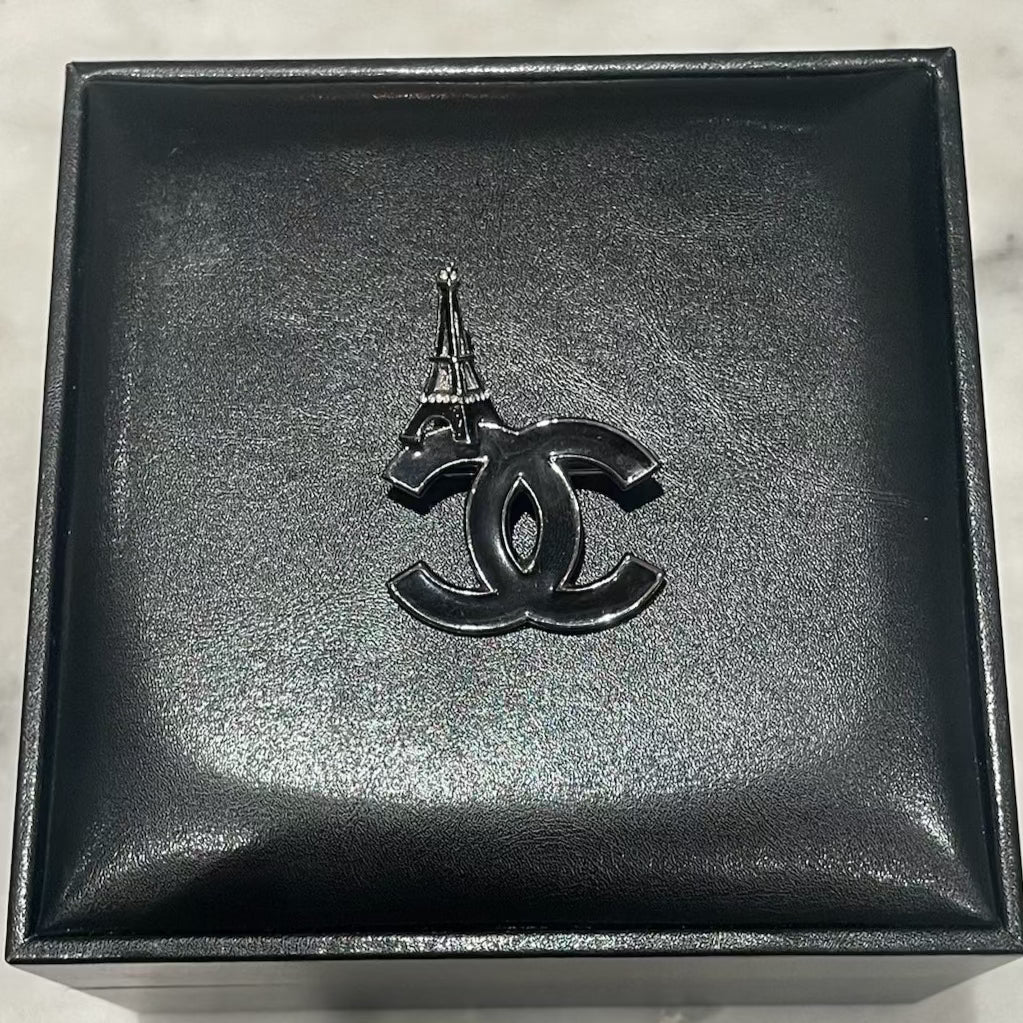 Broche - Chanel Paris