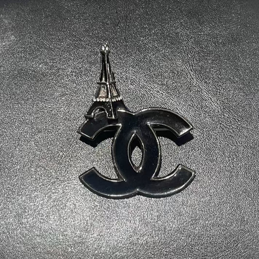 Broche - Chanel Paris