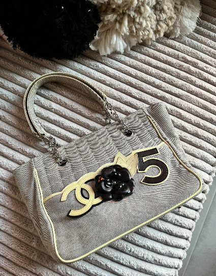 Chanel Camellia CC - No. 5  - Skulder Bag