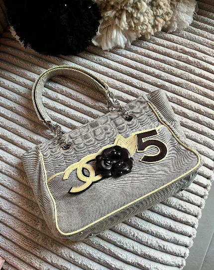 Chanel Camellia CC - No. 5  - Skulder Bag