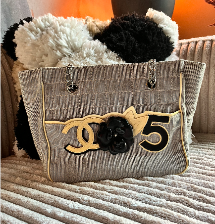 Chanel Camellia CC - No. 5  - Skulder Bag