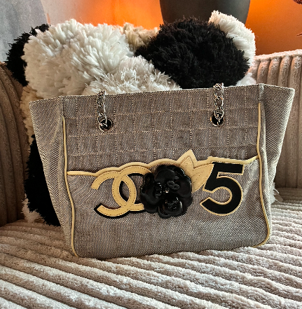 Chanel Camellia CC - No. 5  - Skulder Bag