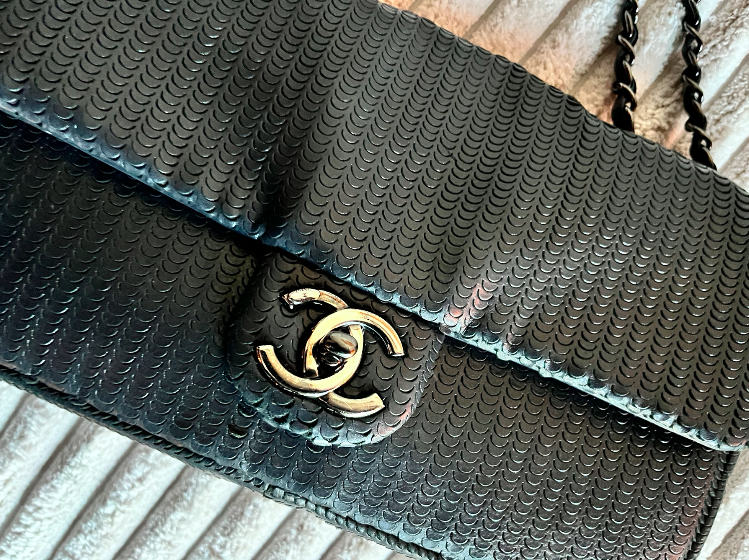 Chanel - flapbag - Rhutenium Hardware - sort